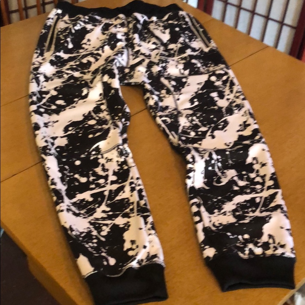 Aura Gold Joggers -Big Sean